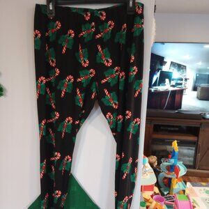 NWOT Candy Cane pajama pants xl
